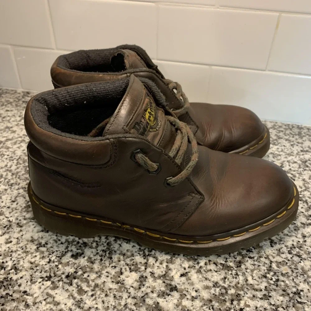 VTG Dr Martens Boots Mens Size 6 Brown 8057 Made In England Leather Chukka Boots